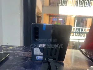 Samsung Galaxy Z Fold4 Mpya 512GB Gray