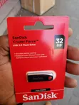 SanDisk Cruzer Force 32GB USB 2.0 Flash Drive - 1