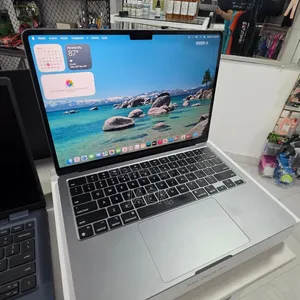 Apple MacBook Air 2022 M2 8GB RAM 256GB SSD