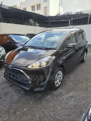 Toyota Sienta 2020 Hybrid 7-Seater