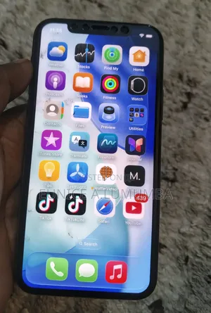 Apple iPhone 11 256GB Dhahabu