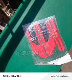 Stika za Universal 3D Nyekundu za Kuonyesha Usalama kwa Gari