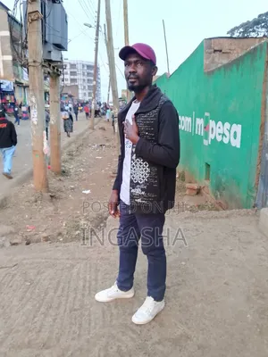 Fundi Umeme na Opereta wa Power Saw Anatafuta Kazi