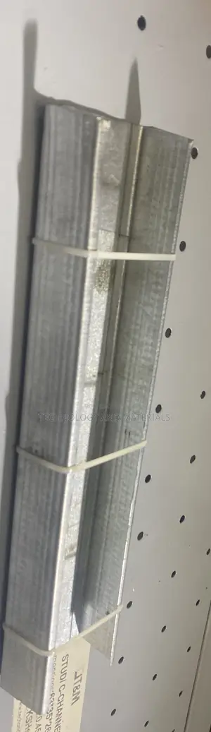 Stud/C-Channel 63x35x2.6mm