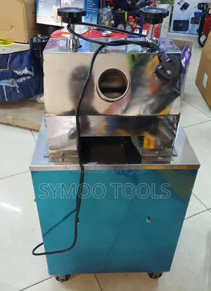 Brand New Electric Sugarcane Juicer Machine