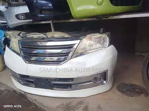 Nissan Serena Nosecut