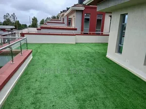 Karamati ya Nyasi Bandia ya Kifahari kwa Sebule na Balkoni