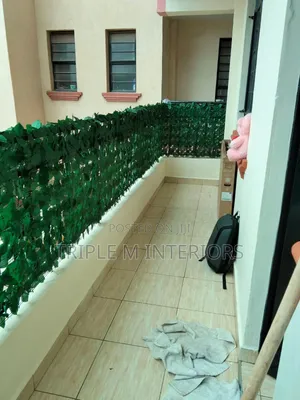 Fensi ya Majani ya Mfano ya Juu kwa Ajili ya Faragha ya Balkoni