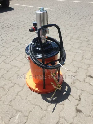 Pneumatic Grease Bucket - 20 Litres