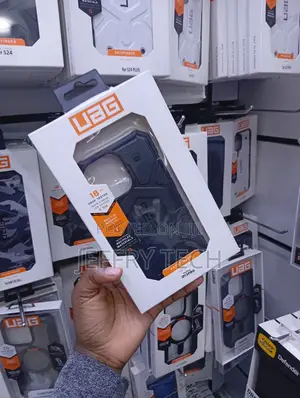 UAG Kesi Rugged MagSafe kwa iPhone 13 Pro