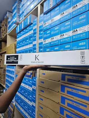 Kyocera TK-6325 Toner Nyeusi