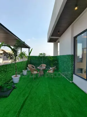 Artificial Turf Carpet ya Kisasa kwa Ajili ya Balkoni za Flat kwa SQM