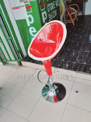 Ideal Red Bar Stool Mpya