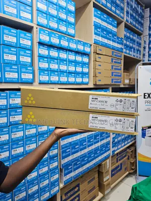 Ricoh MPC 300 Toner Njano