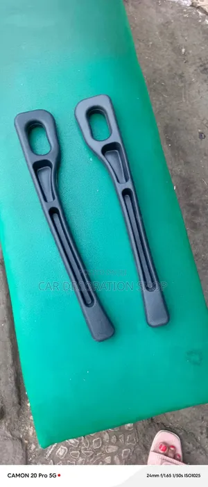 2x Gap Filler with Integrated Slots & Trays (Phone/Coins)