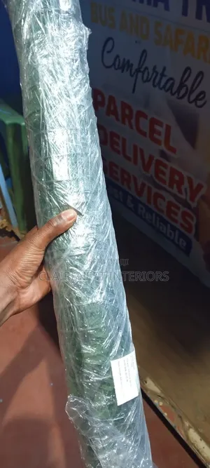 Fensi ya Siri ya Bandia yenye Majani