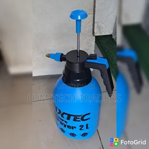 Fixtec Pressure Sprayer 2L