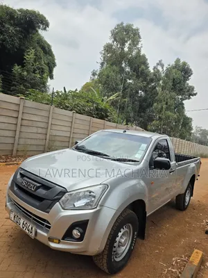 Isuzu D-MAX Highrider 2025 Nyeupe