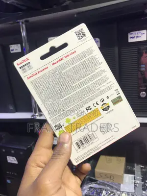 Kadi ya Kumbukumbu ya SanDisk 64GB Extreme Pro na Adapta