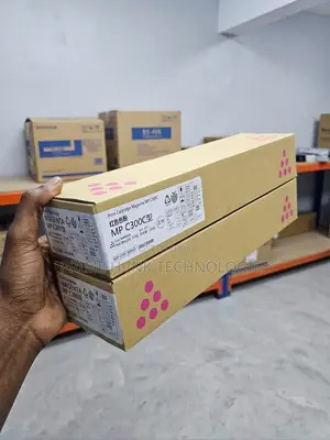 Tona ya Magenta ya Ricoh MPC 300 Halisi (Genuine)