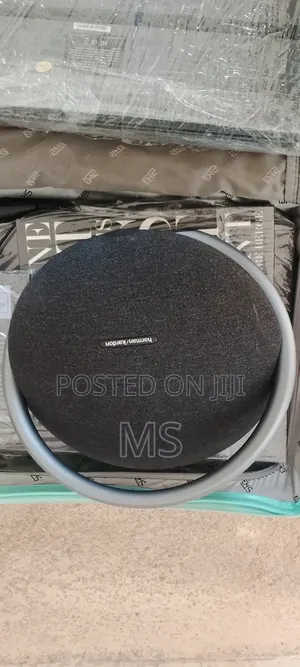 Harman Kardon Onyx Studio 7 Speaker