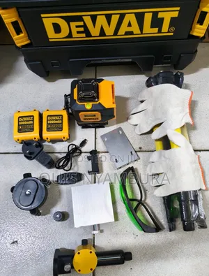 Dewalt 16-Line Cordless Self-Leveling Laser Level Kit
