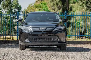 Toyota Harrier 2.0 SUV 2018