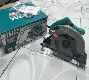 Total Circular Saw ya Umeme 1400W