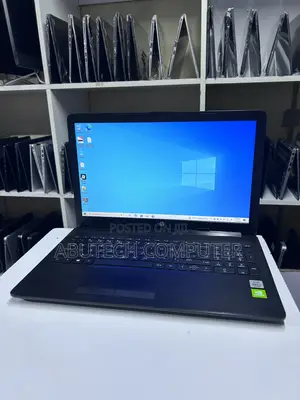 Laptop HP 15-da3007nia: Intel Core i7, 8GB RAM, 256GB SSD