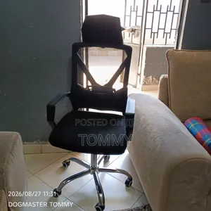 Kiti cha Ofisi cha Ideal - 90% Kipya