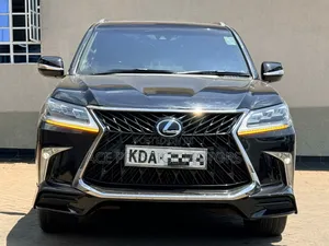 Lexus LX 570 2016 Nyeusi
