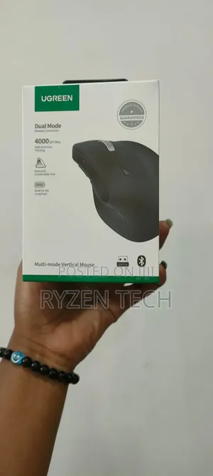UGREEN Multi-Mode Vertical Mouse - Brand New