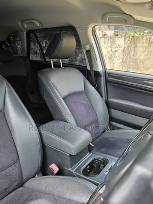 Subaru Outback 2018 Nyeupe