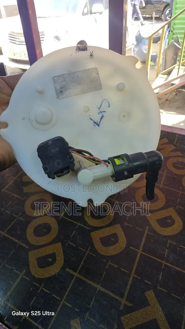 Mazda CX-7 Fuel Pump - 1