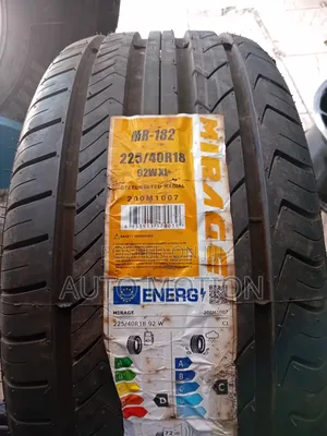 Tairi Mpya za Ubora 225/40R18 92W XL