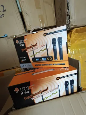 BNK X35 UHF Wireless Microphone Set - 2 Mics