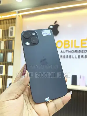 Apple iPhone 15 256GB Nyeusi