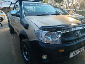 Toyota Hilux Vigo 2011 Kijivu