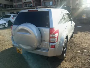 Suzuki Escudo 2007 Silver