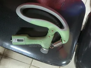 Hand Grip Inayoweza Kurekebishwa (10kg-100kg)