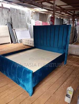 5x6 Foot Chesterfield Bed