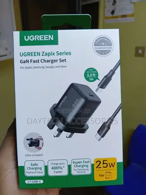 UGREEN 25W PD Fast Charger Adapter + USB-C Cable - Nyeusi