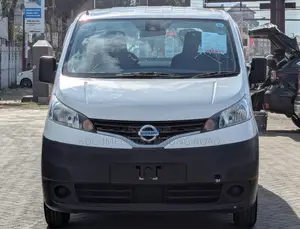 Nissan NP200 Van 2020 Nyeupe