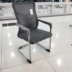 Kiti cha Wageni cha Ergonomic chenye Msingi wa Chrome - Nyeusi