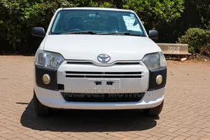 Toyota Probox 2013 Nyeupe