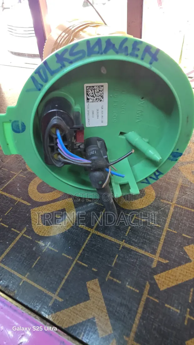 Volkswagen Golf Fuel Pump - 1