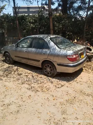 Nissan Bluebird 2003