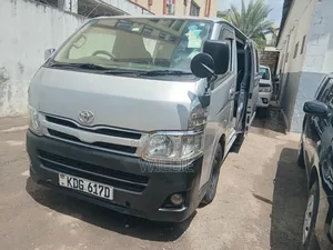 Toyota HiAce Van 2015 Silver