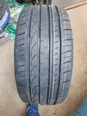 Goodyear 245/45R17 Tyre