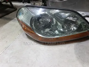 Taa ya Kulia ya Toyota Mark II Zenon